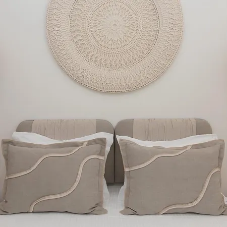 Aristotle Suites Adamantas  Esterno foto