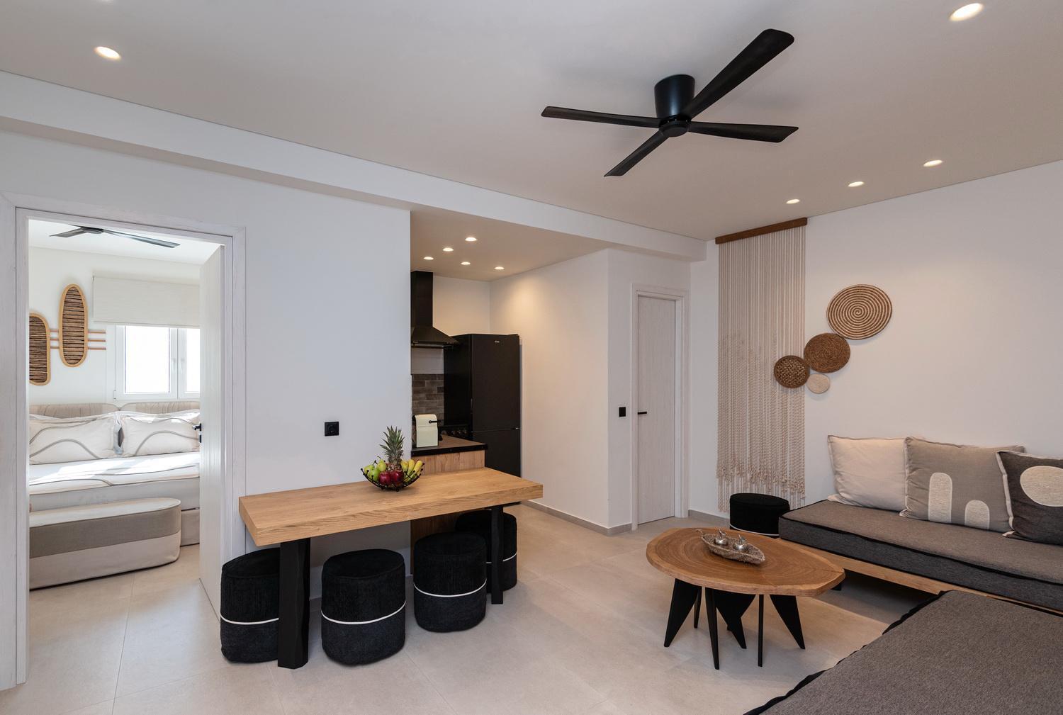 Aristotle Apartment