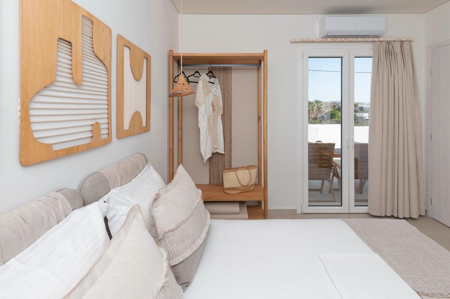 Aristotle Apartment